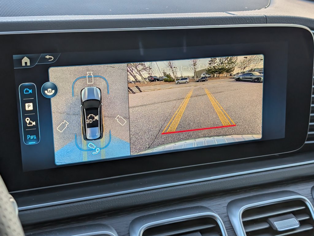 New 2026 Mercedes-Benz GLS 580 4MATIC image 17