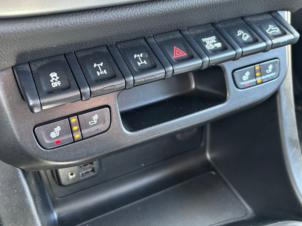 Used 2021 Chevrolet Colorado ZR2 image 28