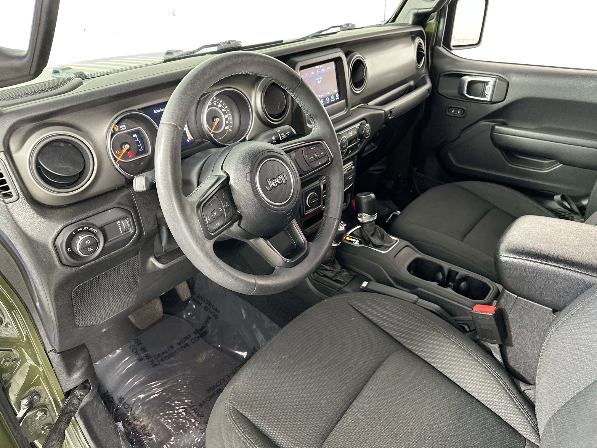 Used 2023 Jeep Gladiator Sport AWD/4WD image 9