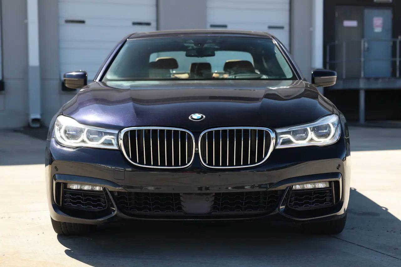 Used 2016 BMW 750i xDrive AWD/4WD image 19