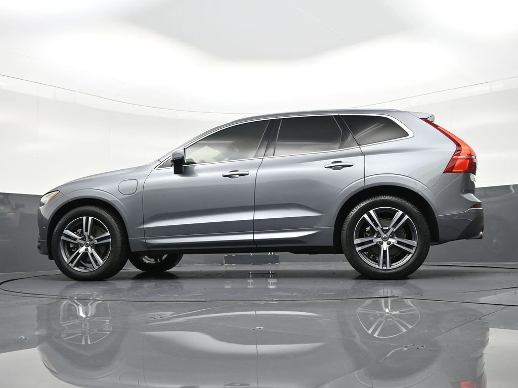 Used 2019 Volvo XC60 T8 Momentum w/ Premium Package image 23
