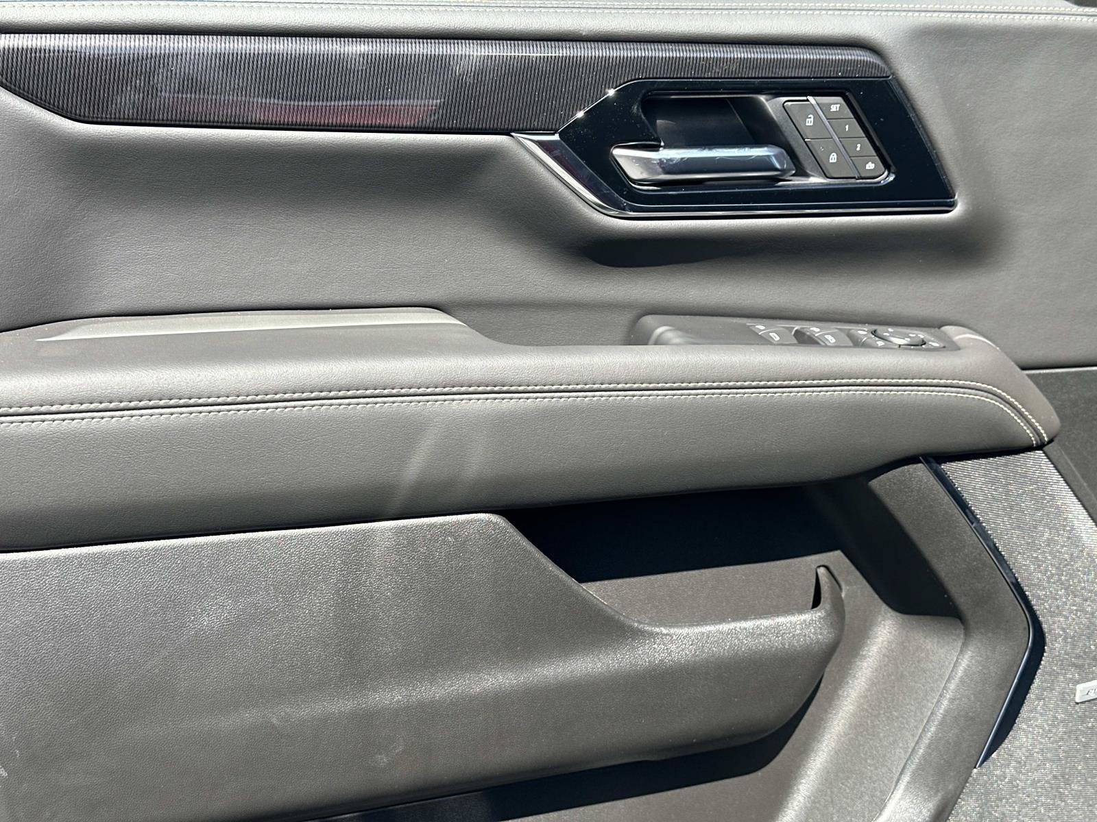 New 2027 GMC Yukon Elevation w/ Elevation Premium Package RWD image 19