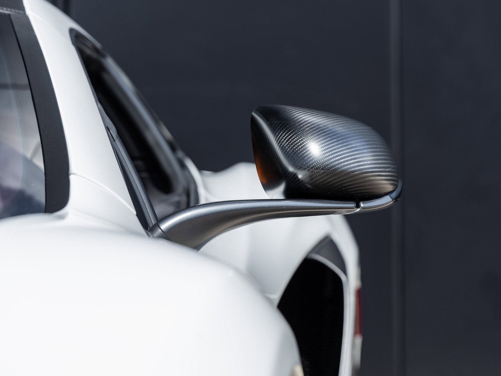 Used 2016 McLaren 675LT Coupe image 20