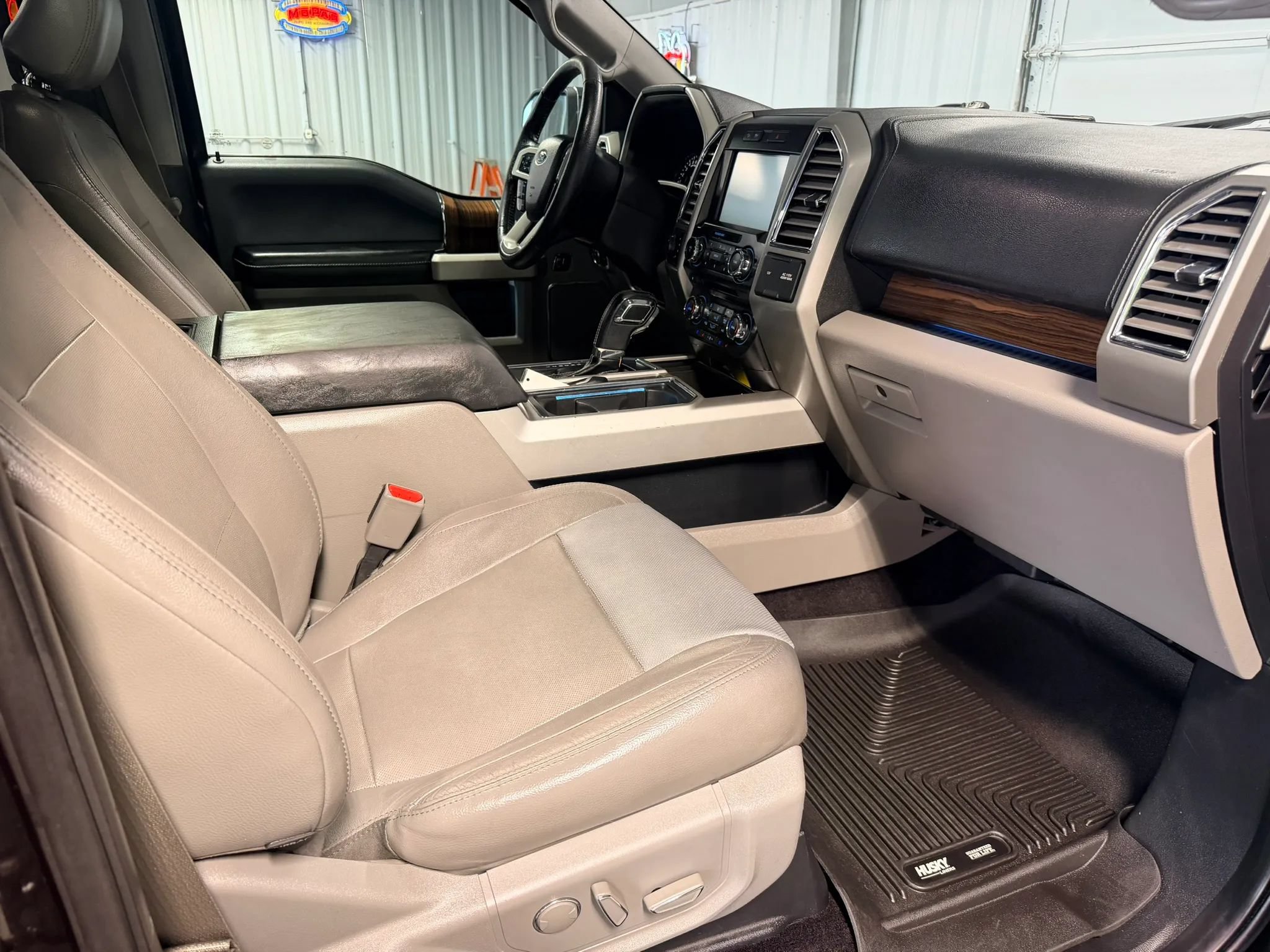 Used 2015 Ford F150 Lariat AWD/4WD image 21