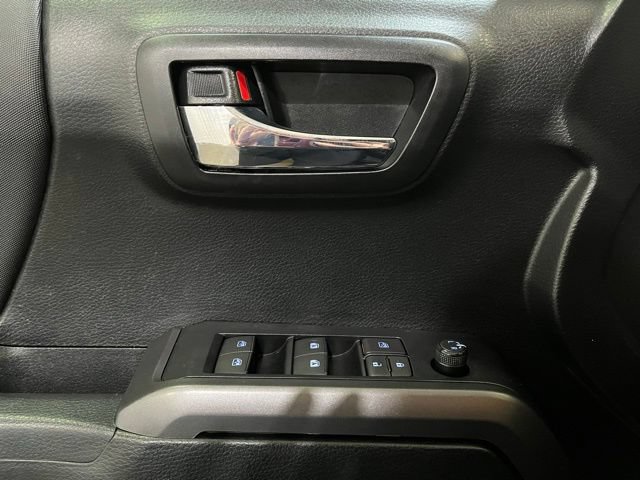 Certified 2021 Toyota Tacoma TRD Off-Road w/ Technology Package AWD/4WD image 13