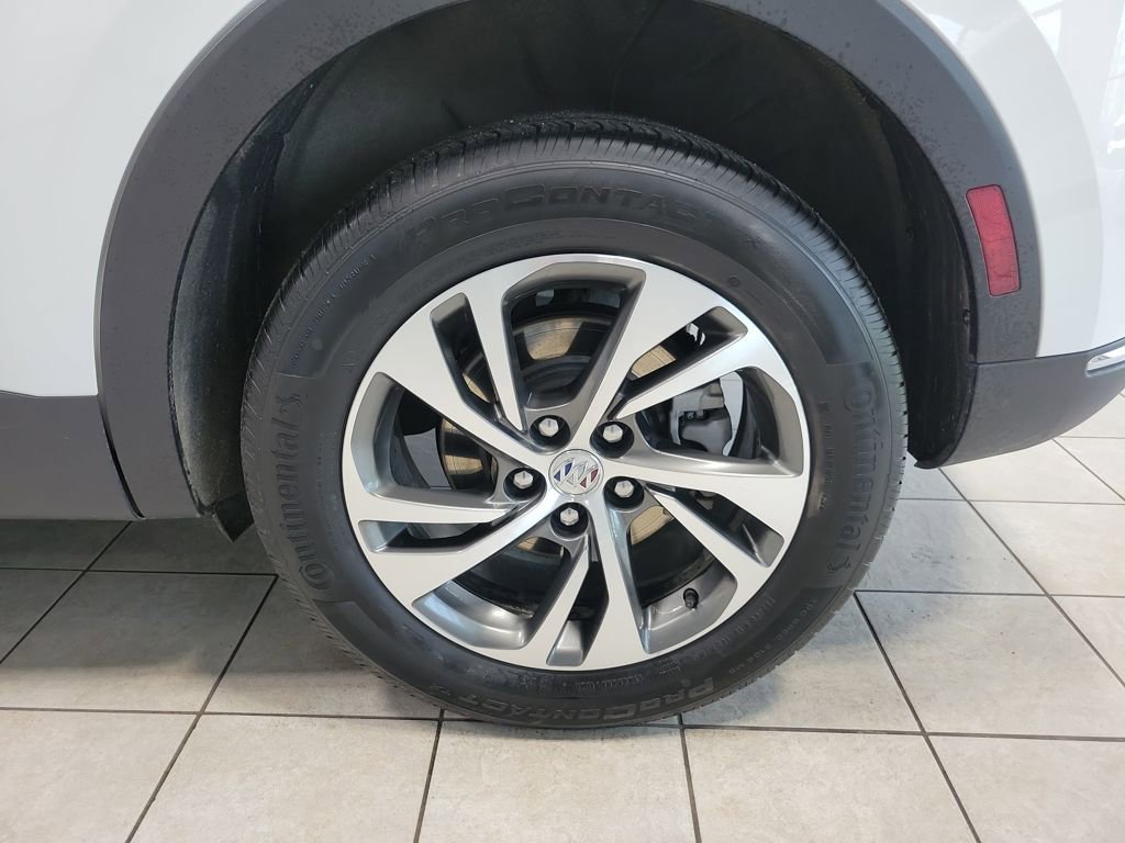 Used 2022 Buick Envision Essence w/ Safety Package image 47