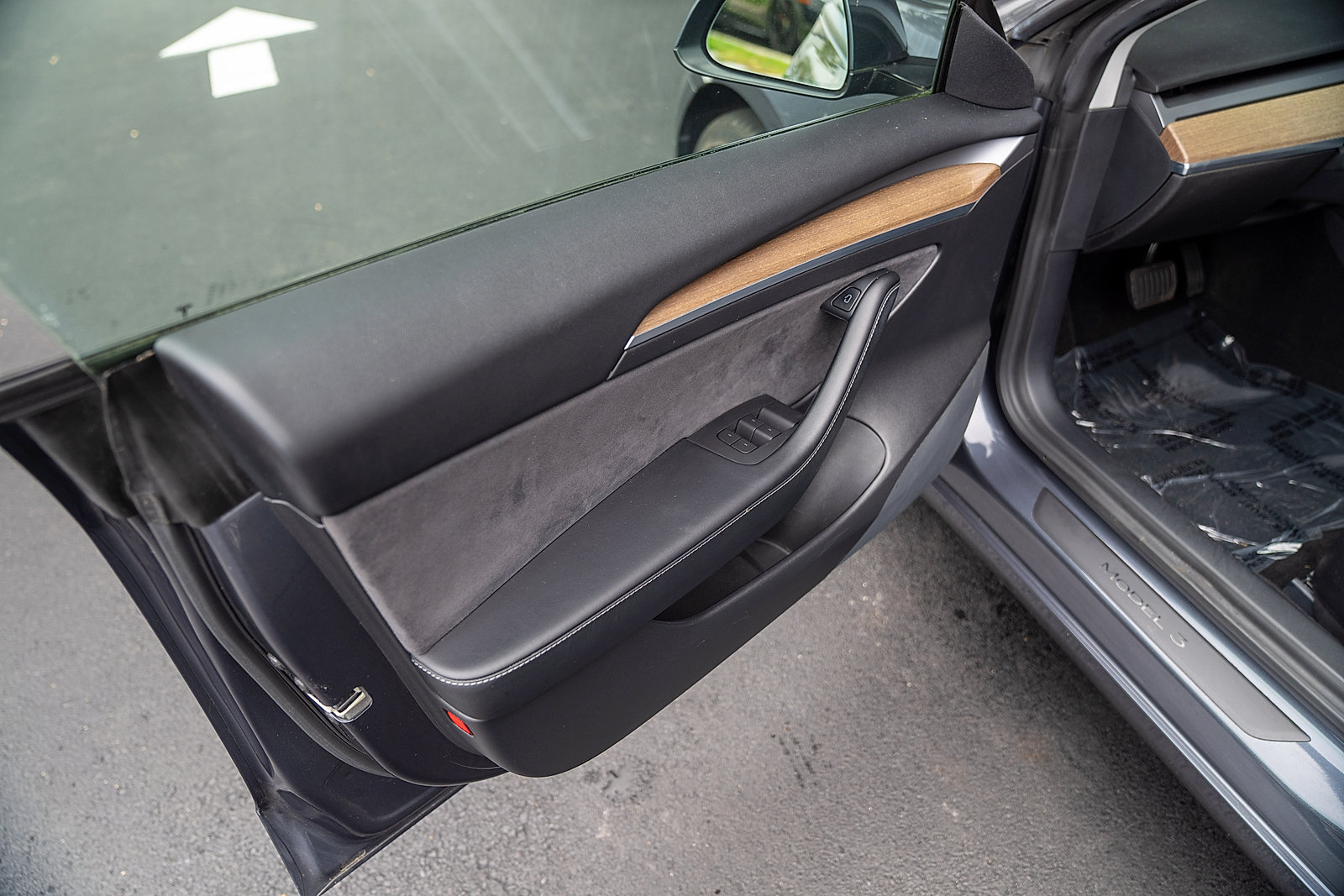 Used 2021 Tesla Model 3 Standard Range Plus RWD image 13