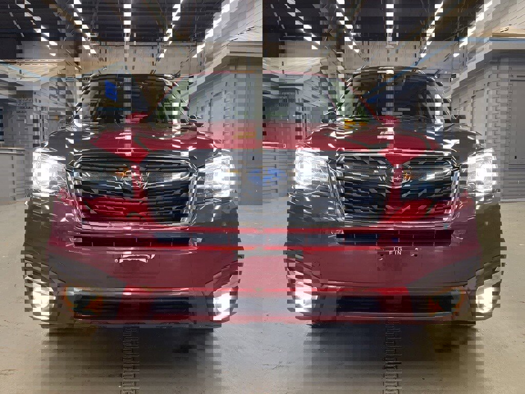 Used 2017 Subaru Forester 2.5i Touring image 2