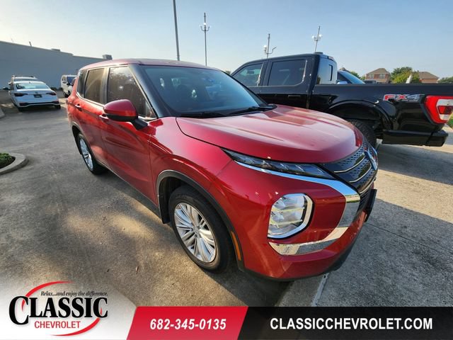 Used 2023 Mitsubishi Outlander ES