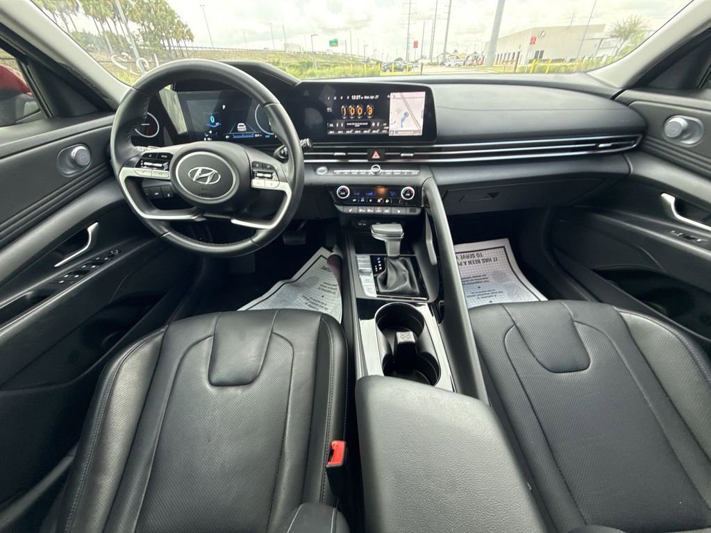 Used 2023 Hyundai Elantra Limited FWD image 19