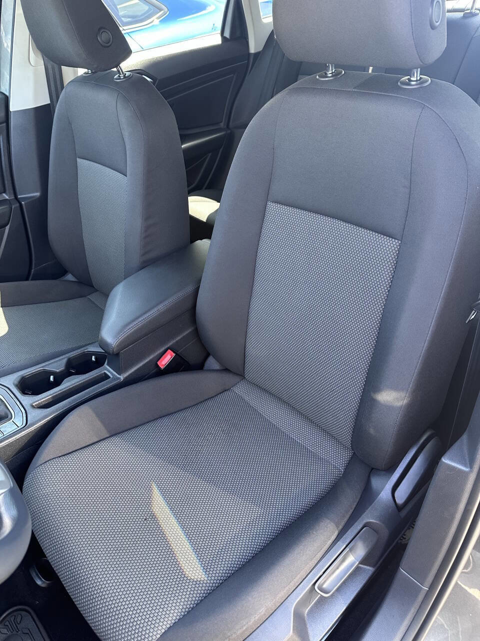 Used 2020 Volkswagen Jetta S w/ Driver Assistance Package image 38