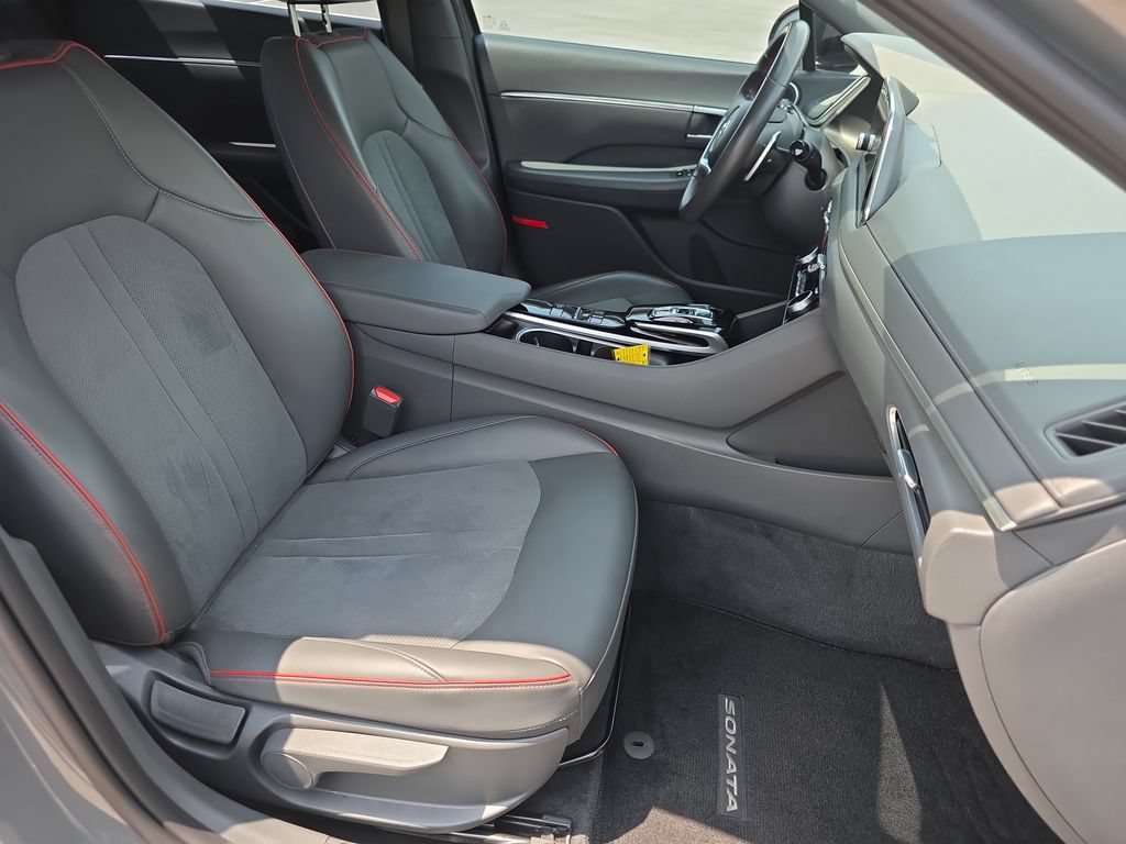 Certified 2022 Hyundai Sonata SEL Plus w/ Cargo Package FWD image 38