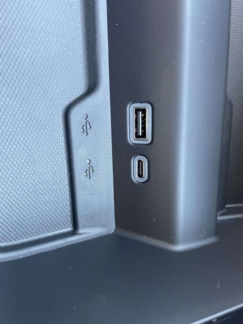 New 2026 Chevrolet Suburban LT w/ Comfort Package image 20