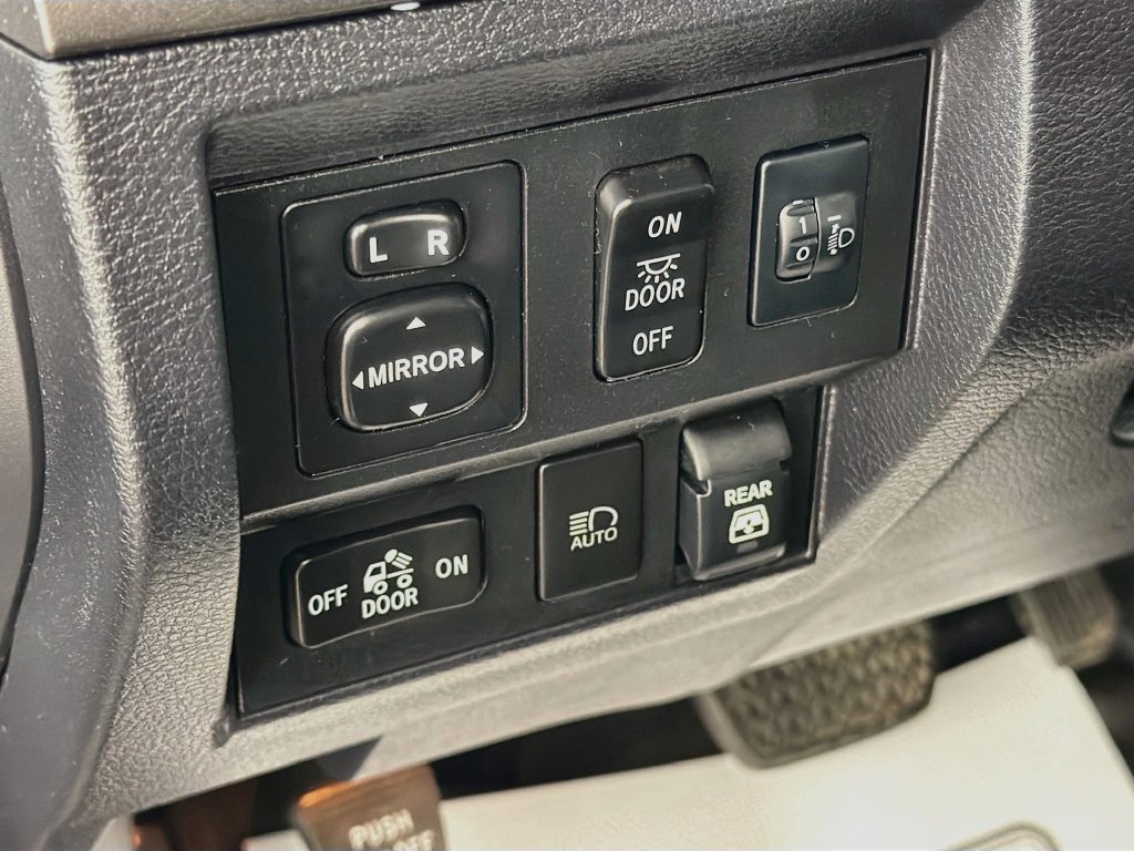 Used 2021 Toyota Tundra SR5 AWD/4WD image 10
