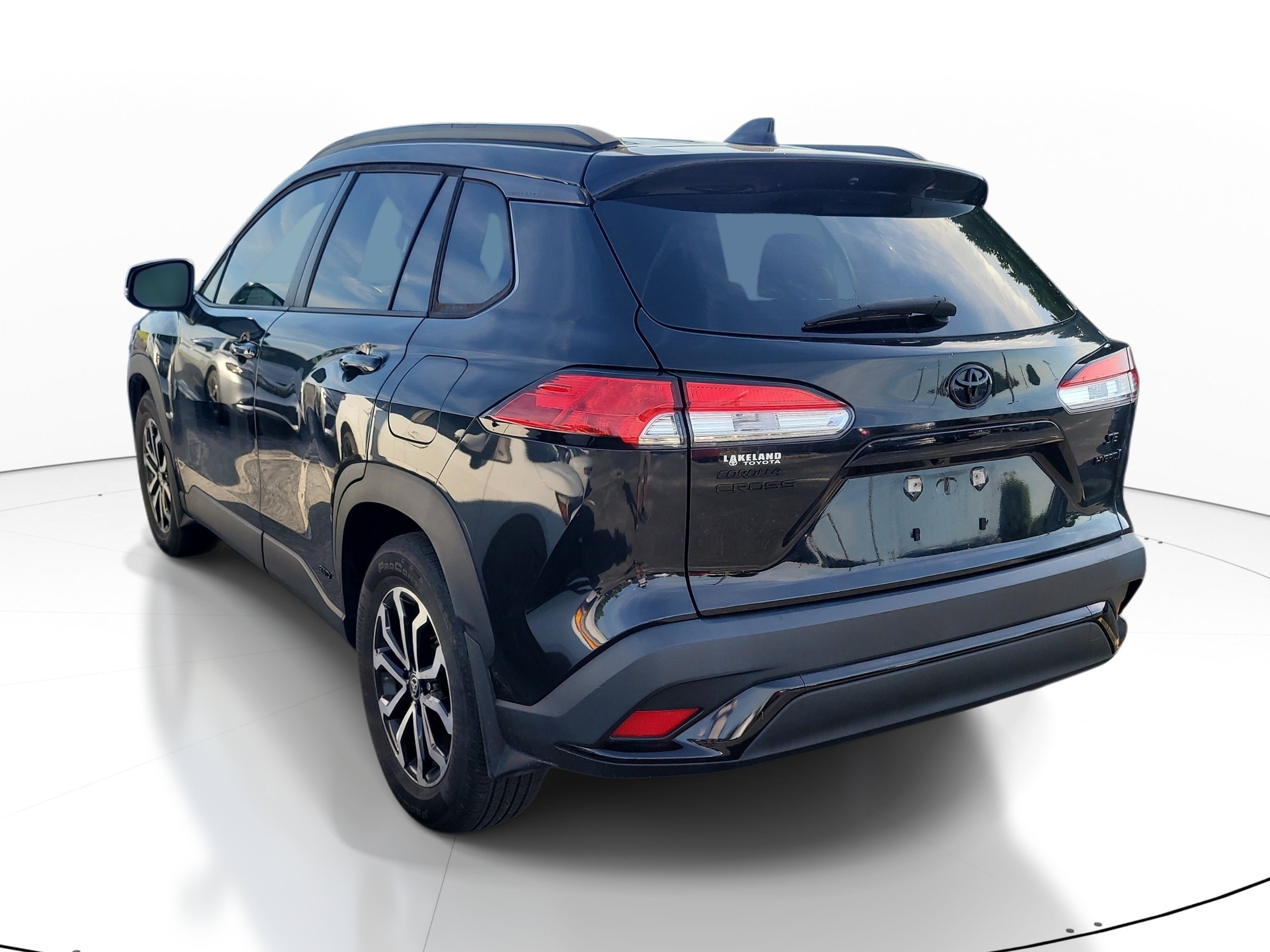 Certified 2024 Toyota Corolla Cross AWD Hybrid image 5