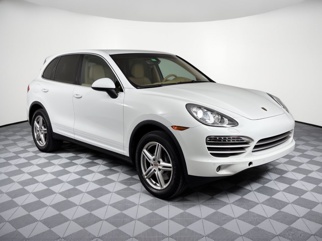 Used 2014 Porsche Cayenne Platinum Edition AWD/4WD image 7