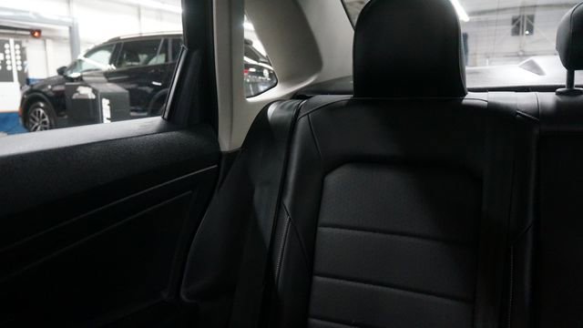 Certified 2023 Volkswagen Jetta SE image 54