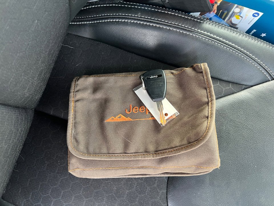 Used 2018 Jeep Wrangler Sport image 37