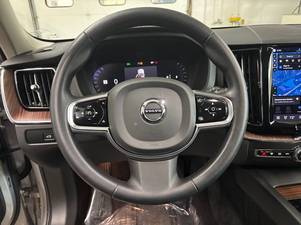 Certified 2023 Volvo XC60 B5 Plus w/ Protection Package Premier AWD/4WD image 21