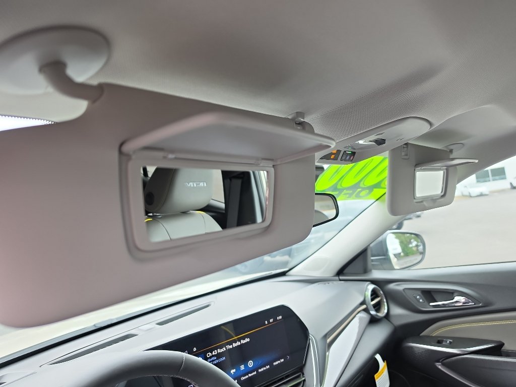 New 2026 Chevrolet Trax ACTIV w/ Driver Confidence Package FWD image 13