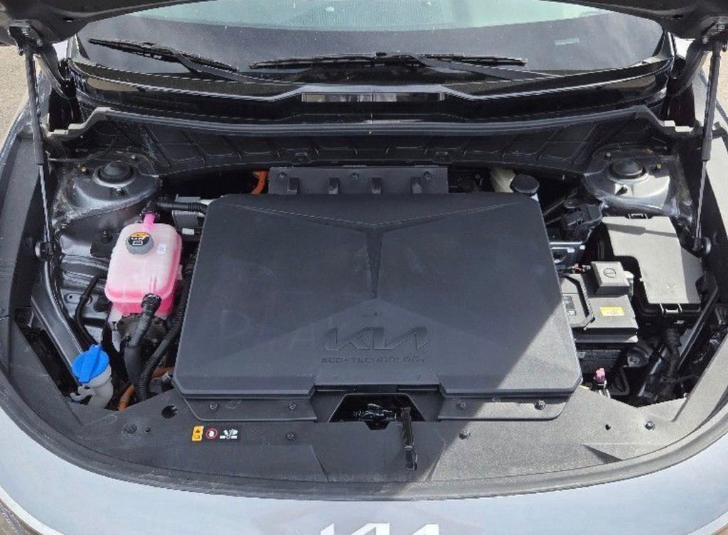 Used 2024 Kia Niro Wind FWD image 7