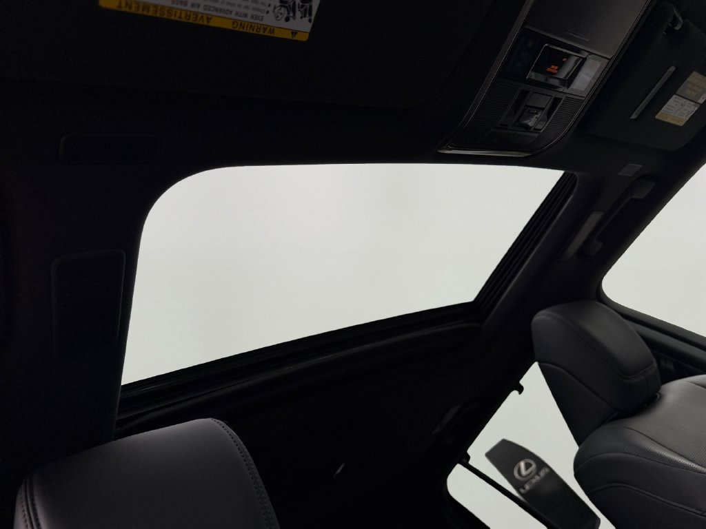 Certified 2025 Lexus LX 700h Overtrail AWD/4WD image 10