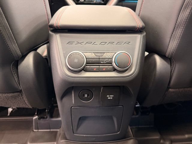 Used 2025 Ford Explorer ST AWD/4WD image 19