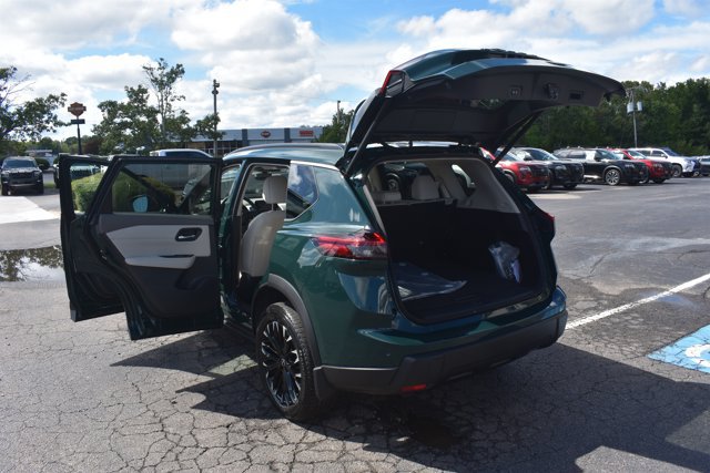 New 2026 Nissan Rogue Dark Armor AWD/4WD image 16
