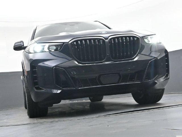 New 2026 BMW X5 xDrive50e w/ M Sport Package AWD/4WD image 42