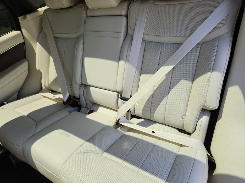 New 2026 Land Rover Range Rover SE AWD/4WD image 25