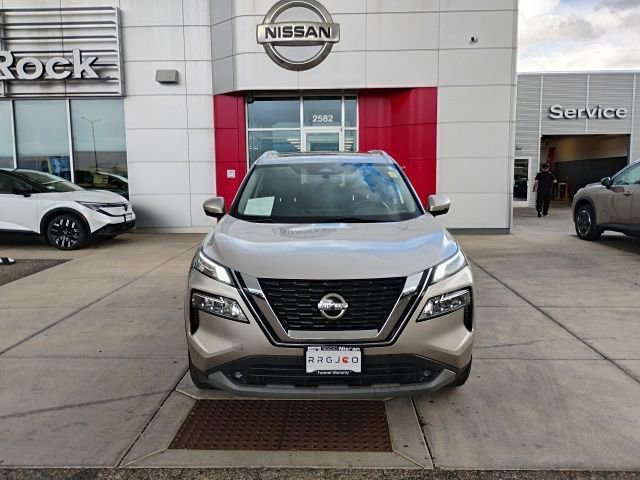 Used 2021 Nissan Rogue SL w/ Premium Package AWD/4WD image 2
