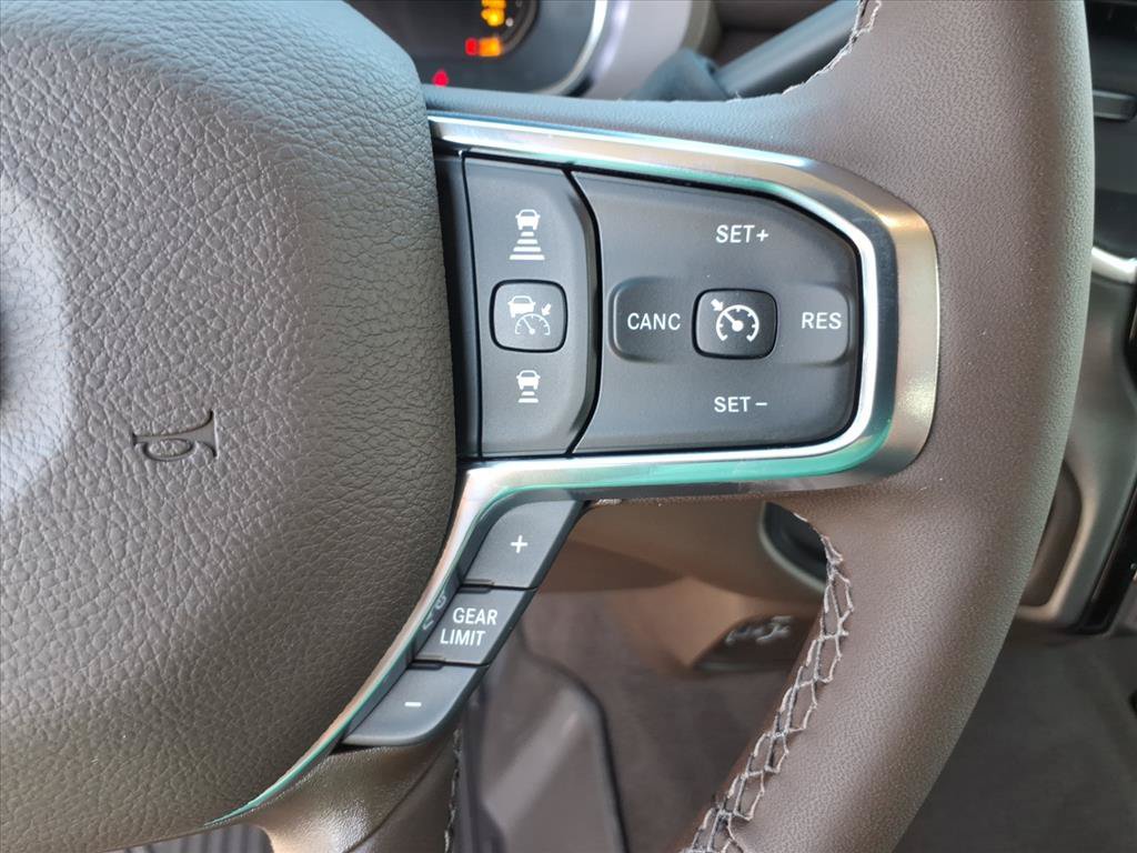 New 2027 RAM 2500 Laramie AWD/4WD image 26