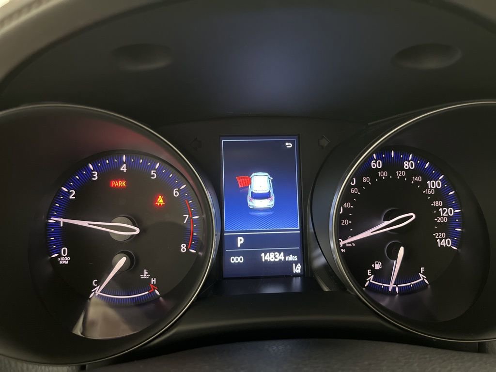 Used 2022 Toyota C-HR Limited FWD image 8