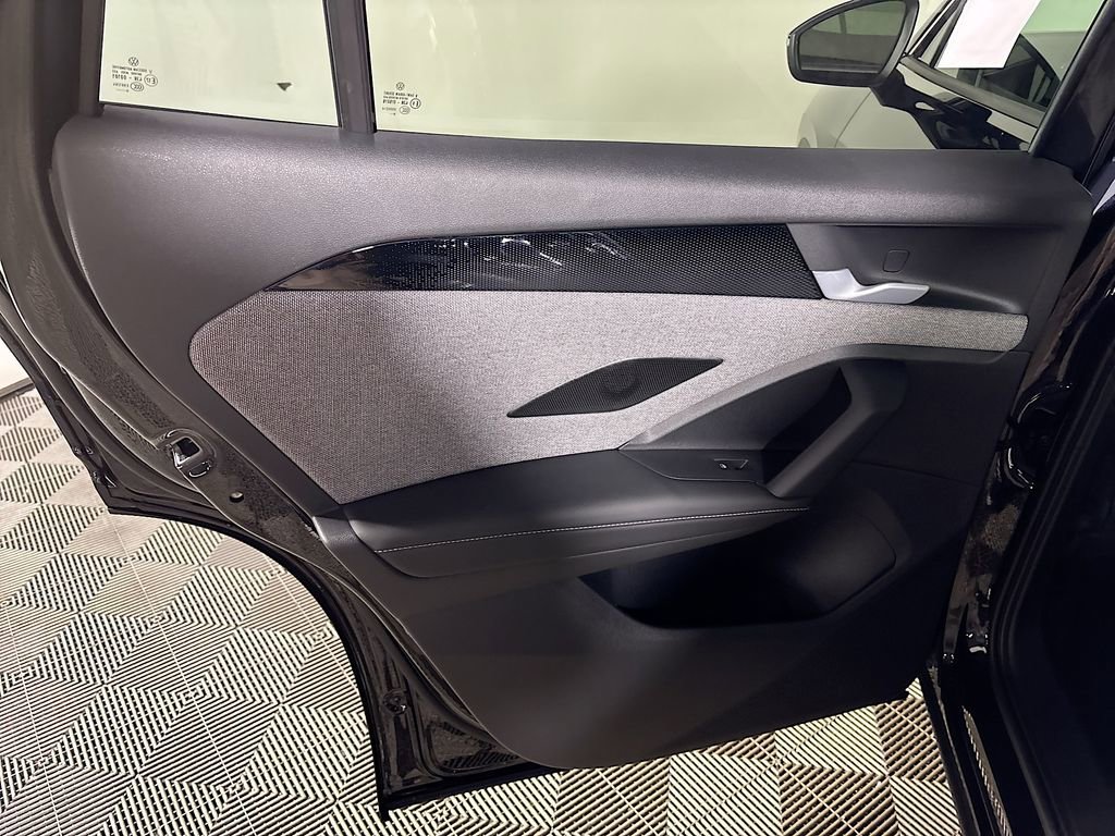 New 2026 Volkswagen Tiguan S image 18