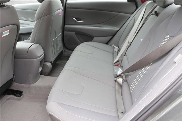 New 2026 Hyundai Elantra SEL Sport Premium FWD image 23
