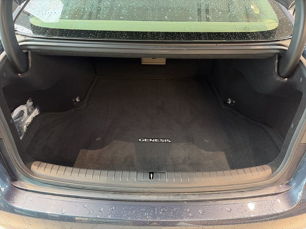 Used 2015 Hyundai Genesis 3.8 w/ Option Group 04 image 13