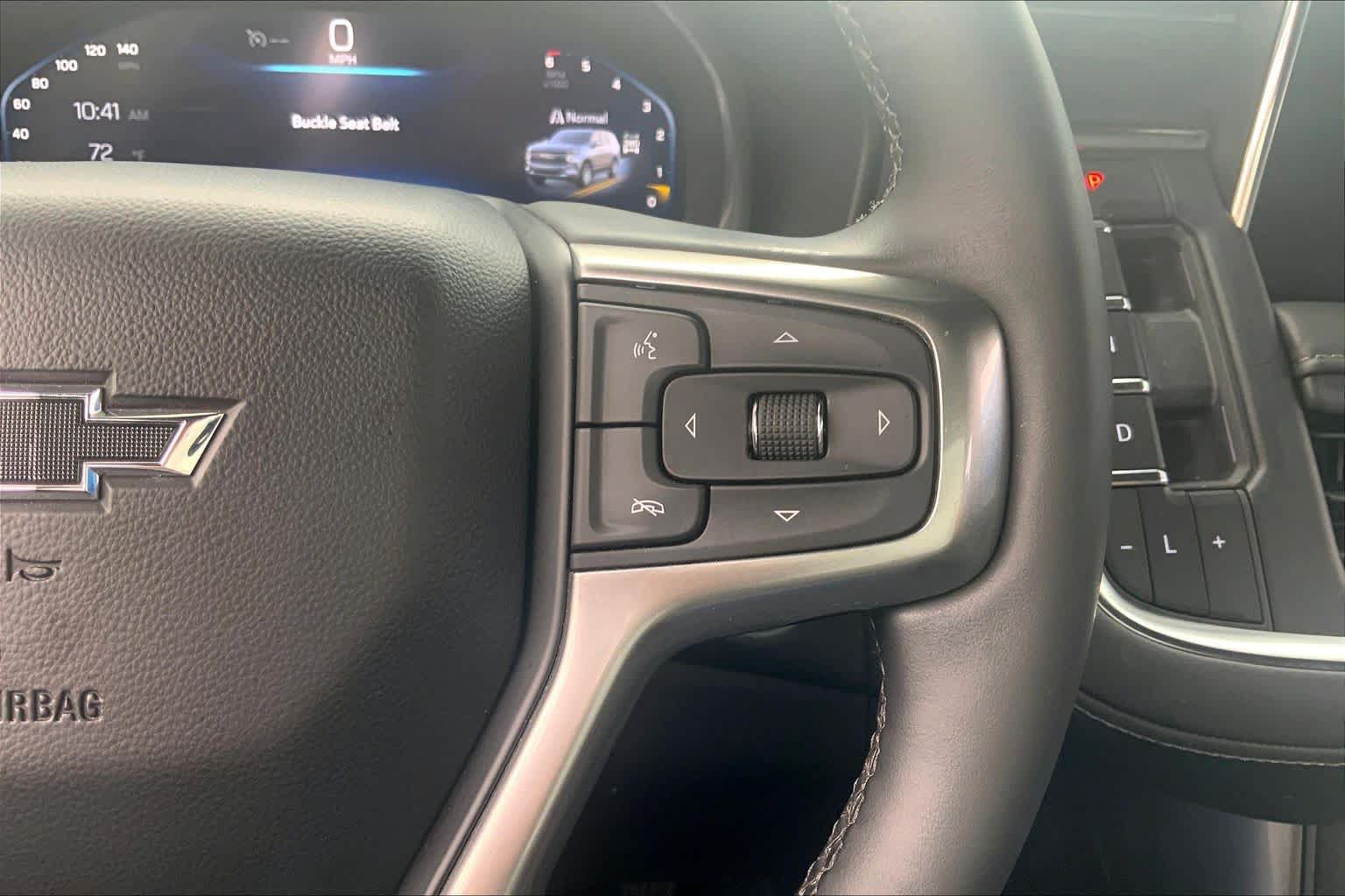 Used 2023 Chevrolet Tahoe Z71 w/ Luxury Package AWD/4WD image 25