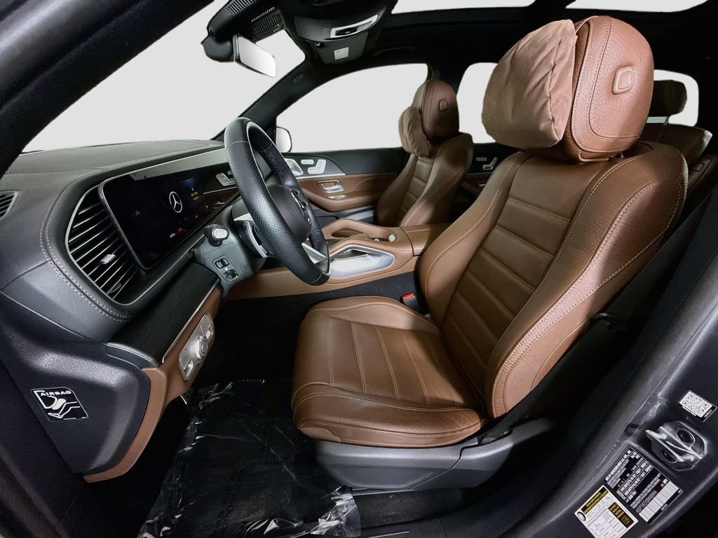 Used 2025 Mercedes-Benz GLS 450 4MATIC w/ AMG Line Exterior image 22
