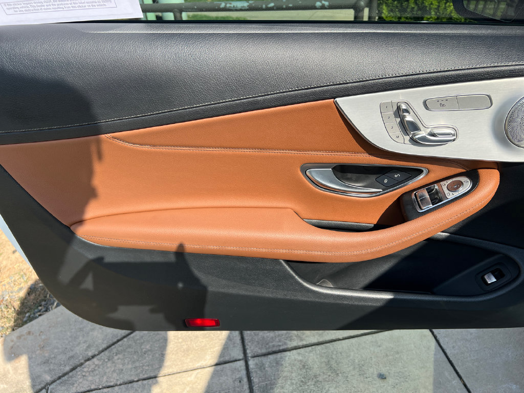 Used 2022 Mercedes-Benz C 300 Coupe image 15
