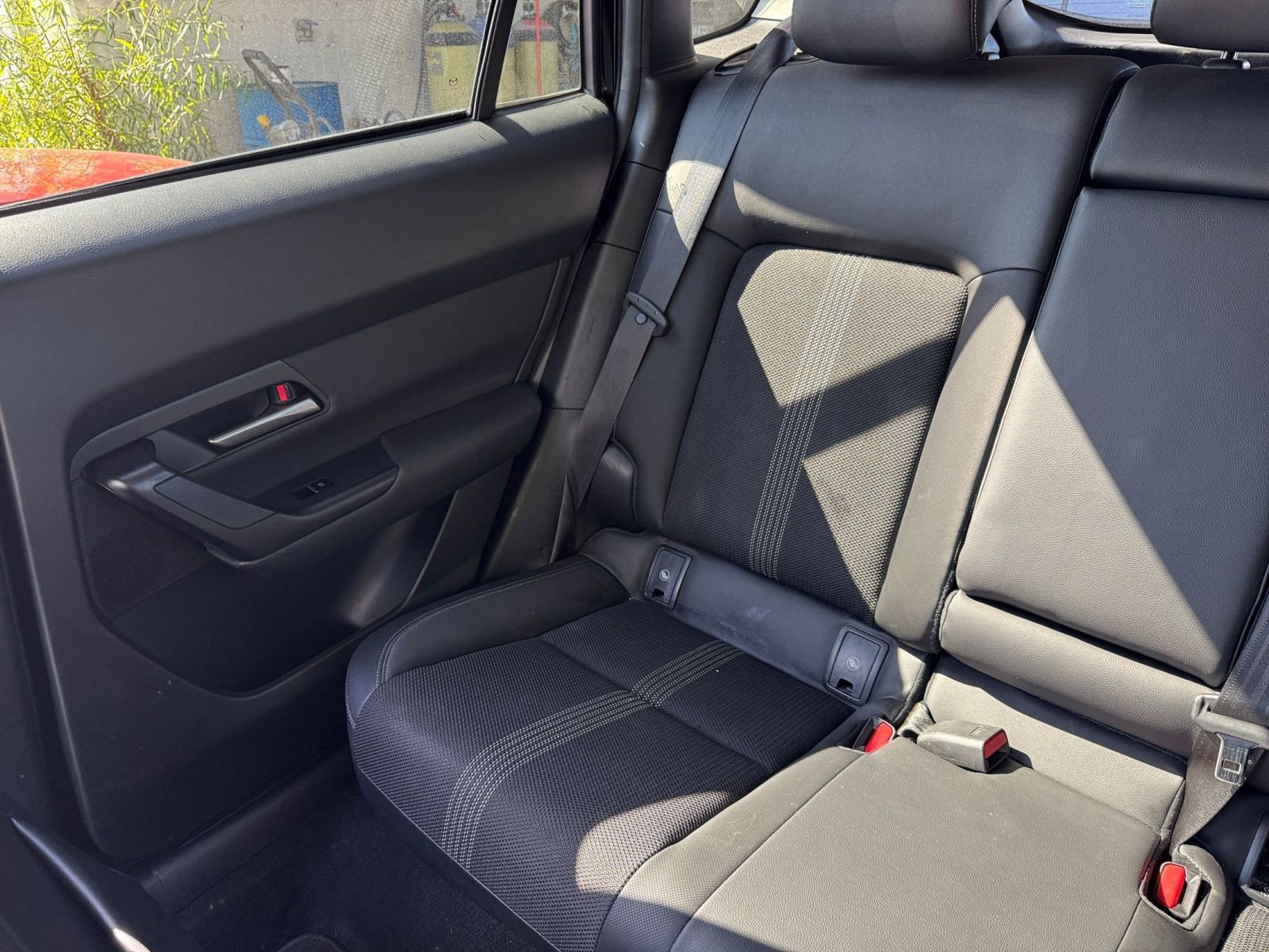 Used 2025 MAZDA CX-50 AWD 2.5 S w/ Select Package image 38