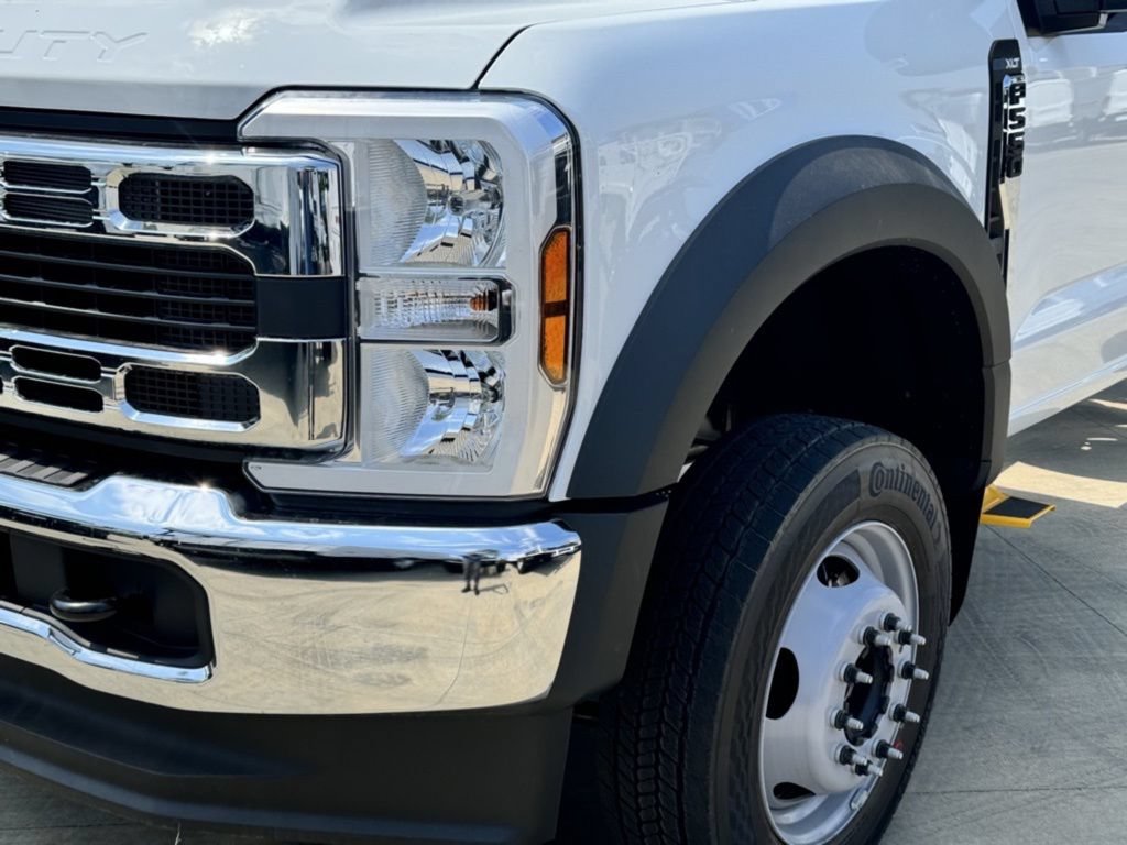 New 2024 Ford F550 4x4 Regular Cab Super Duty w/ XLT Value Package image 4
