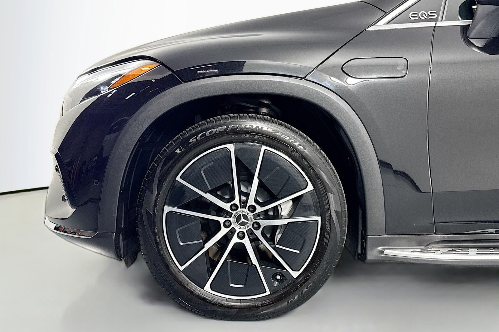 Certified 2025 Mercedes-Benz EQS 450+ 4MATIC SUV image 11