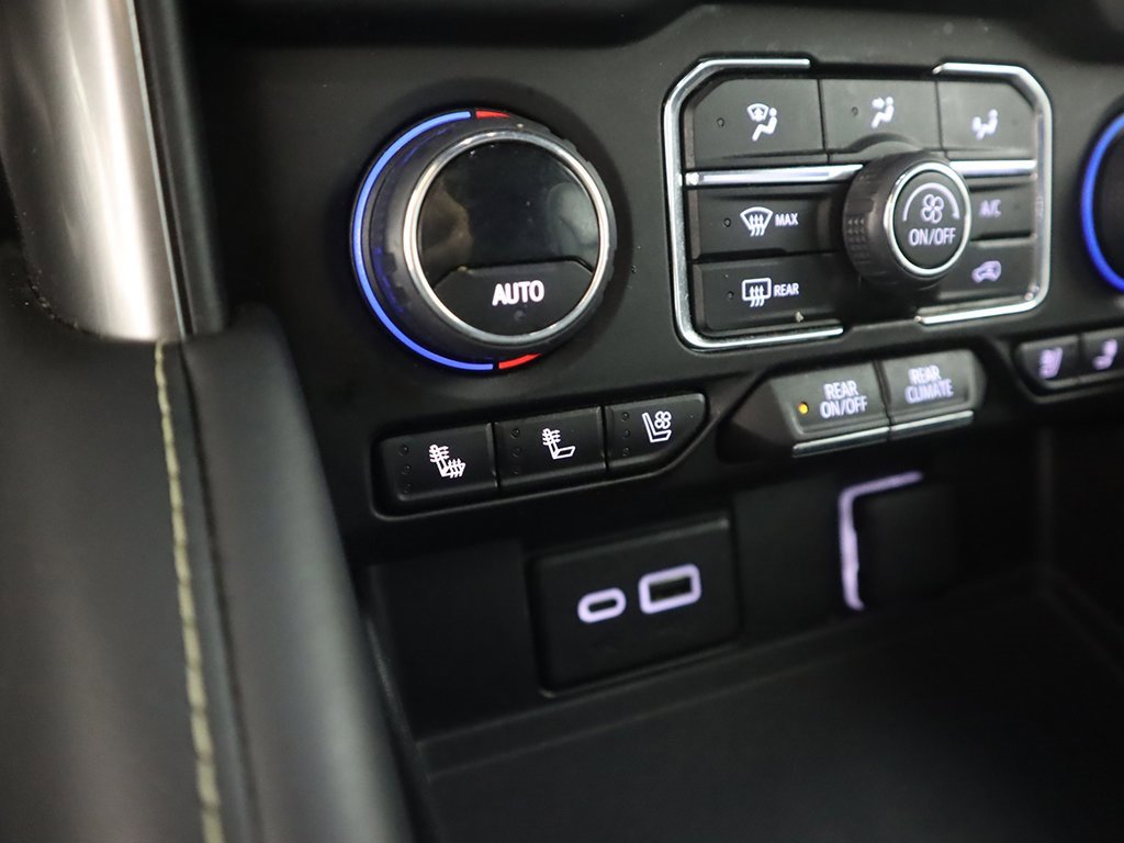 Used 2023 Chevrolet Suburban Premier image 56