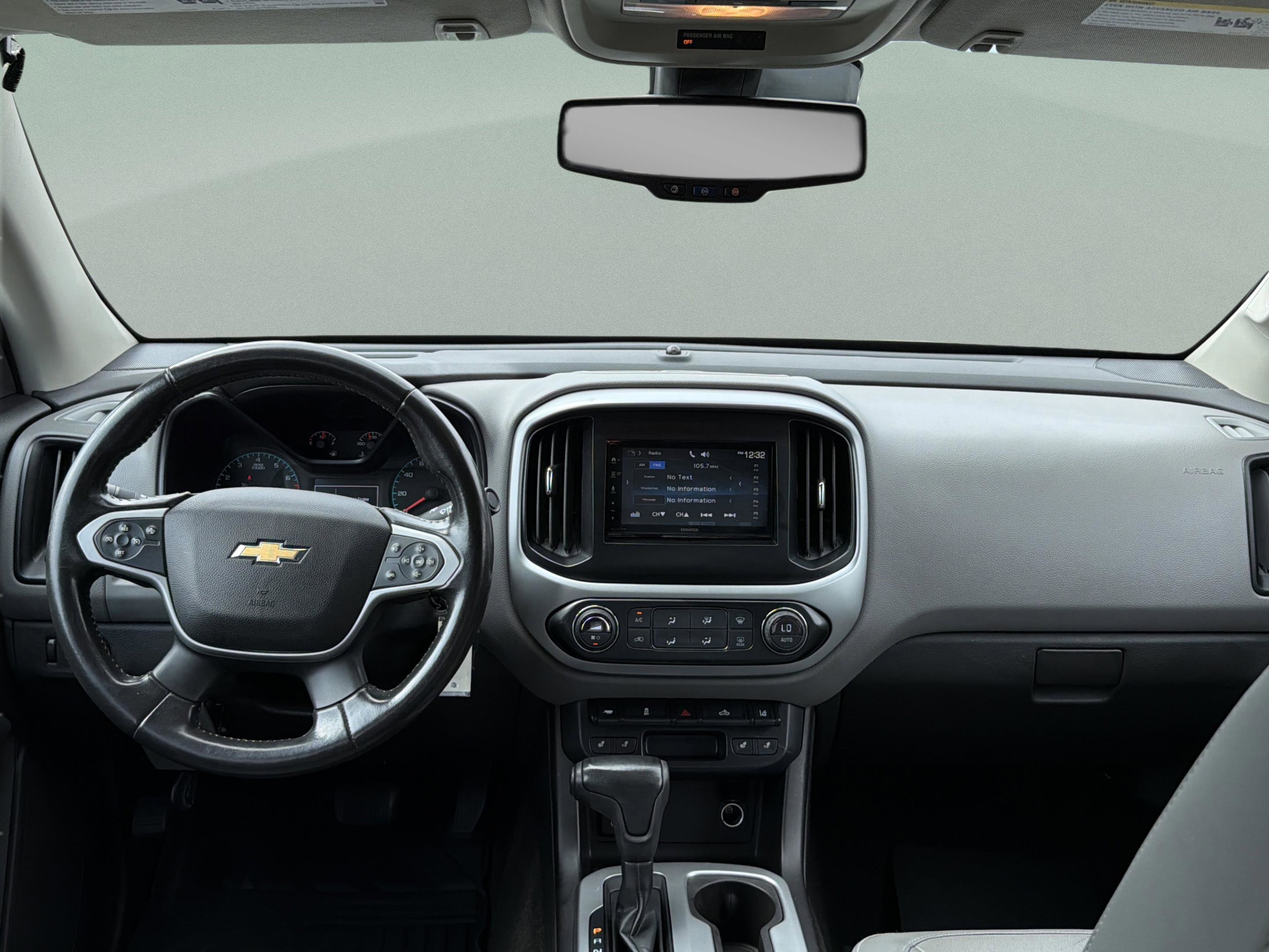 Used 2015 Chevrolet Colorado LT w/ Luxury Package image 41