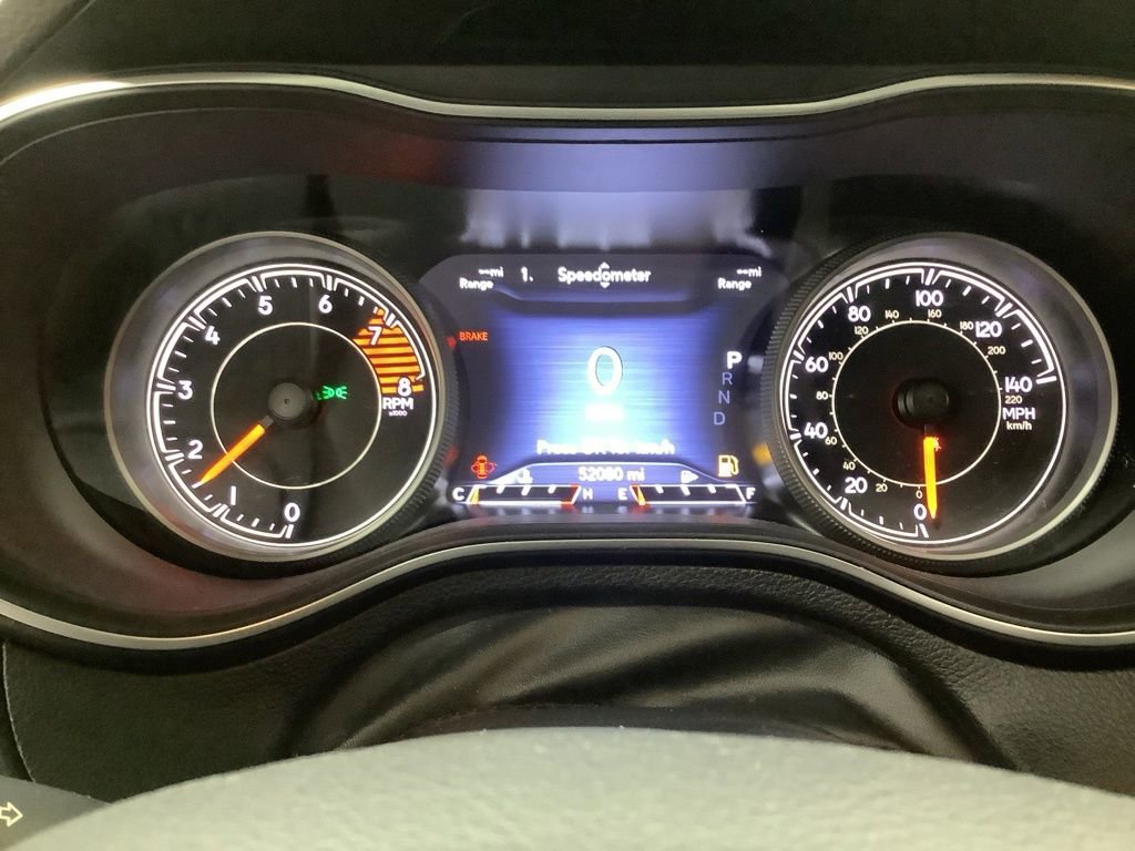 Used 2021 Jeep Cherokee Limited image 18