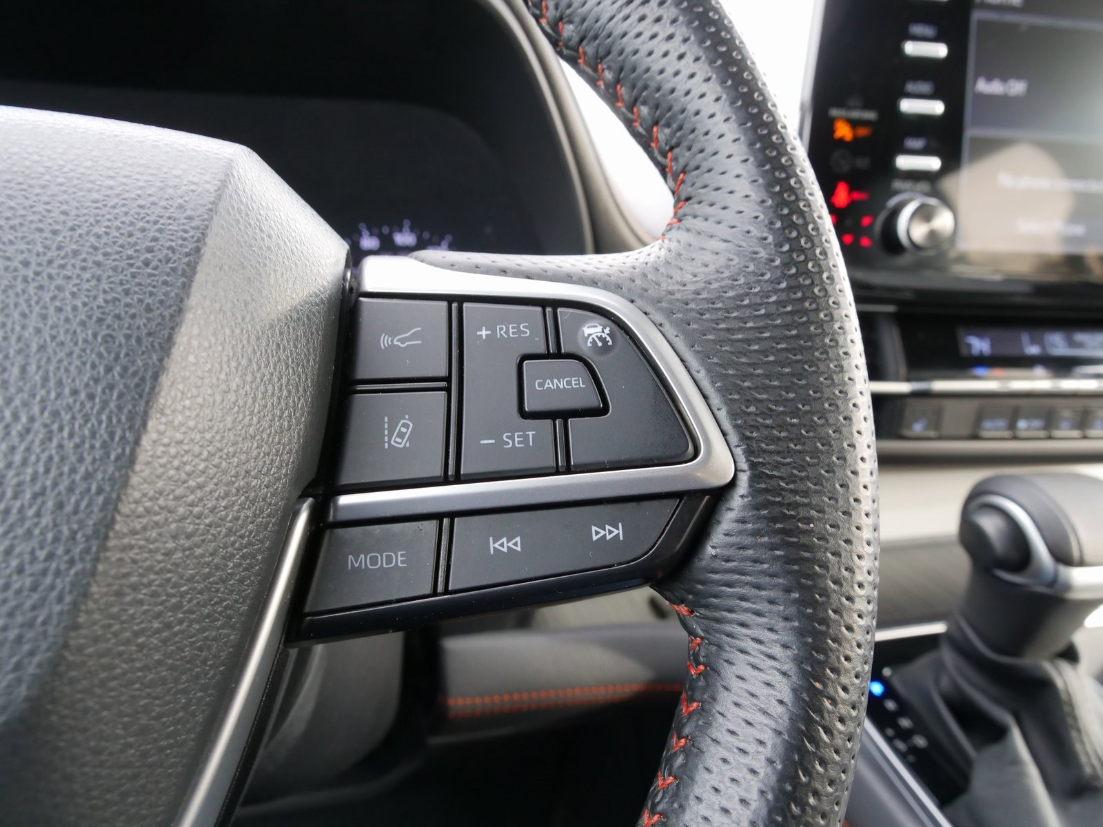 Used 2023 Toyota Sienna XSE image 25