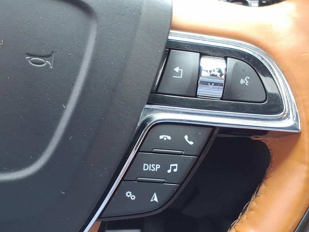 Used 2022 Lincoln Nautilus Black Label AWD/4WD image 25