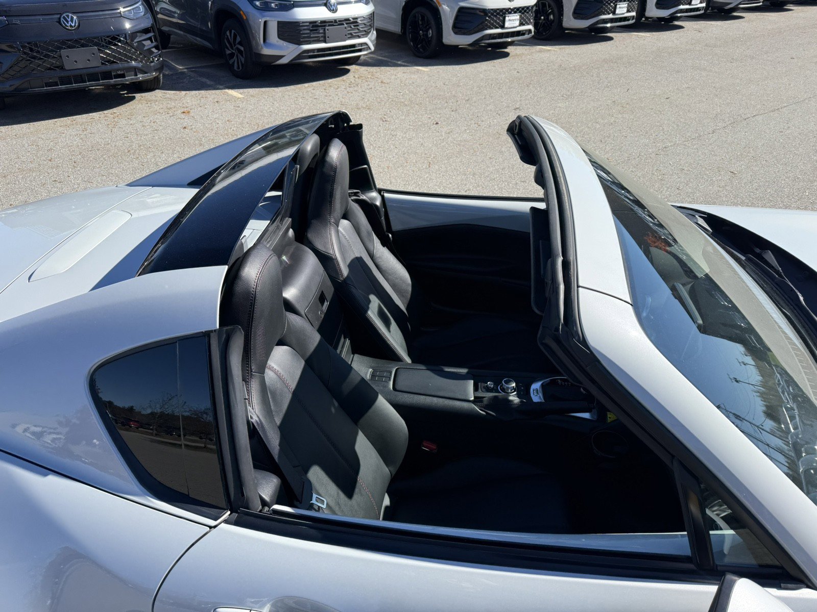 Used 2017 MAZDA MX-5 Miata RF Grand Touring RWD image 11