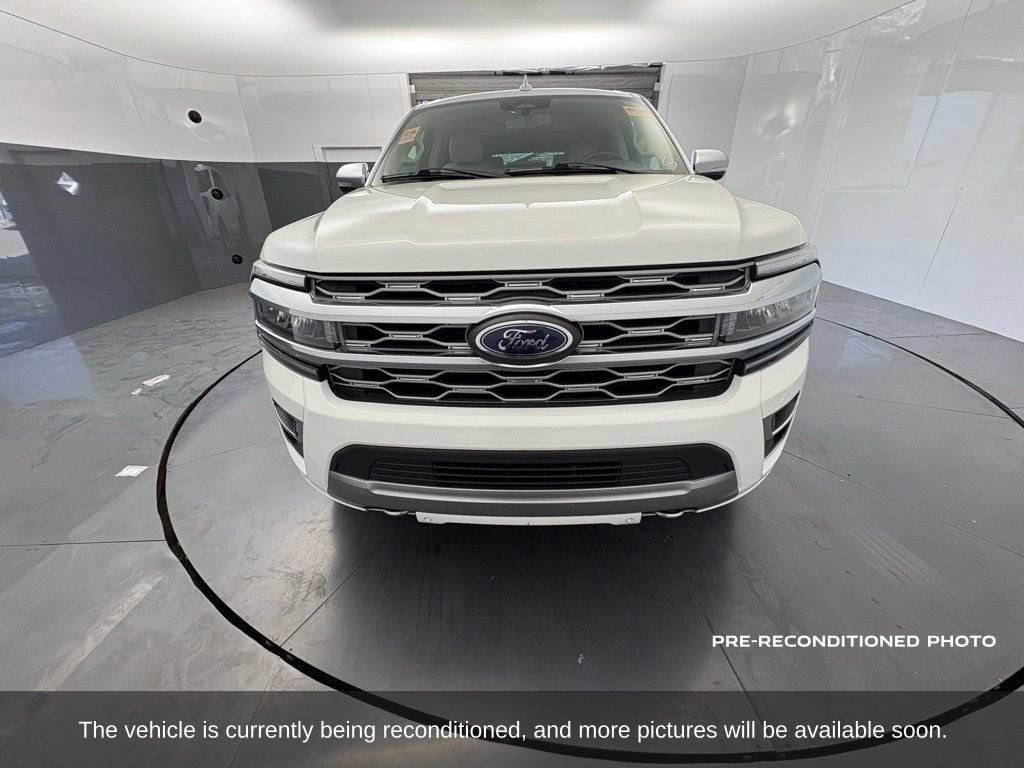 Used 2023 Ford Expedition Max Platinum AWD/4WD image 9