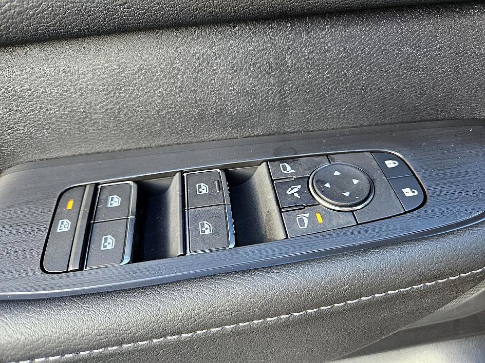 New 2026 Nissan Armada SL image 30